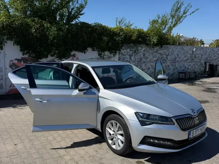 Škoda Superb III