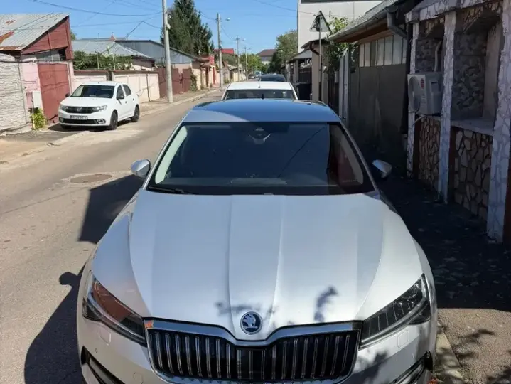 Škoda Superb III