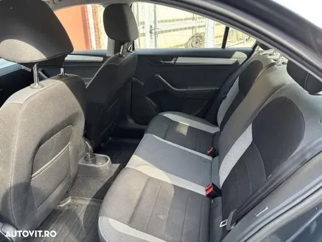 Škoda Rapid 1.0 TSI Ambition