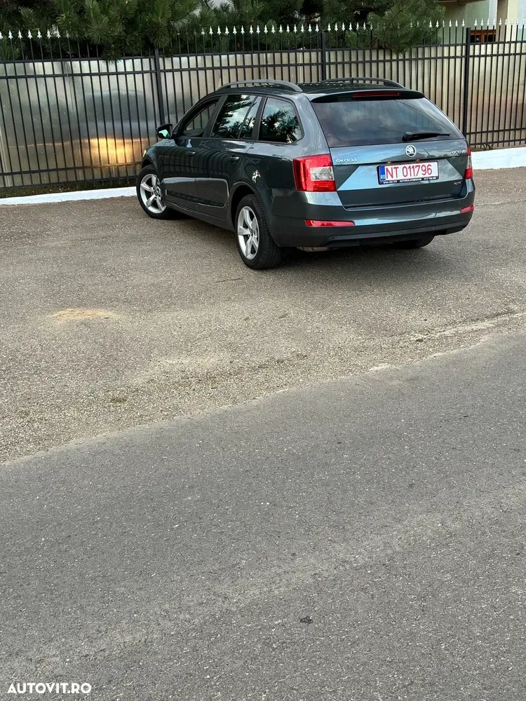 Škoda Octavia III — imagine 4