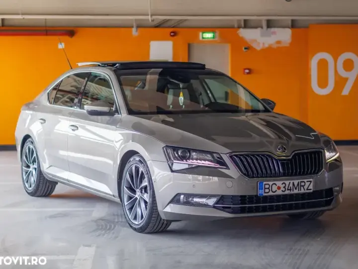 Škoda Superb III 2.0 TSI DSG 4X4 Laurin & Klement
