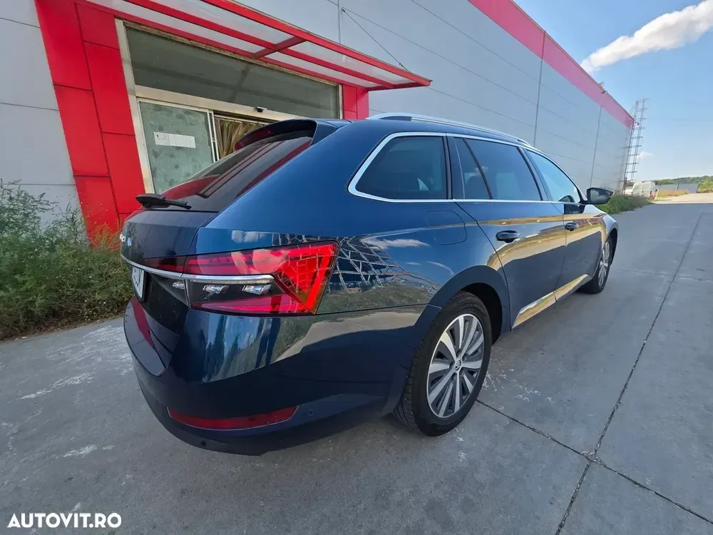 Škoda Superb III 2.0 TDI DSG Style — imagine 4