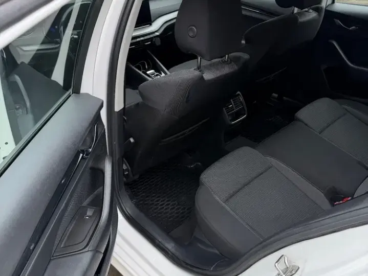 Škoda Octavia IV 2.0 TDI DSG Style