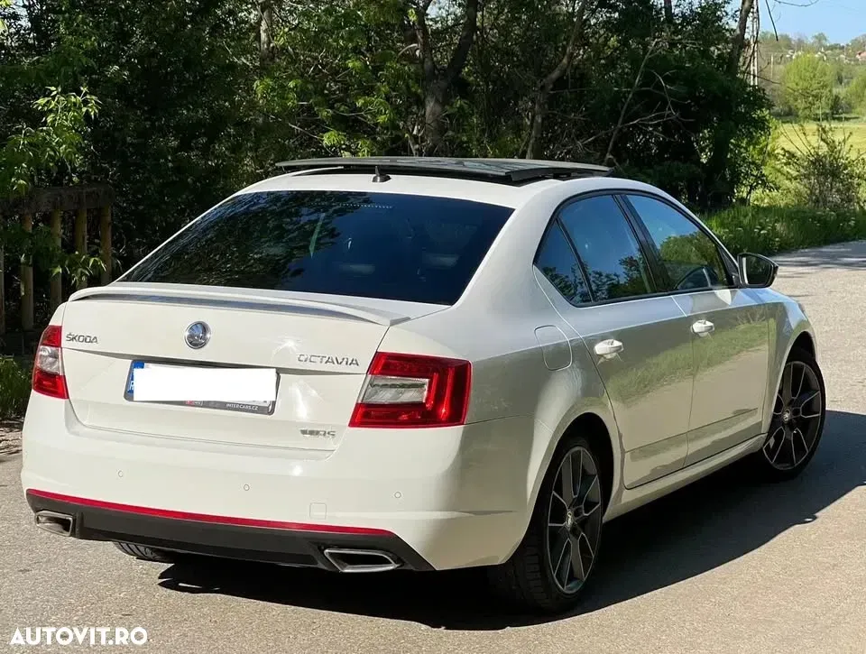 Škoda Octavia III 2.0 TDI RS DSG — imagine 3