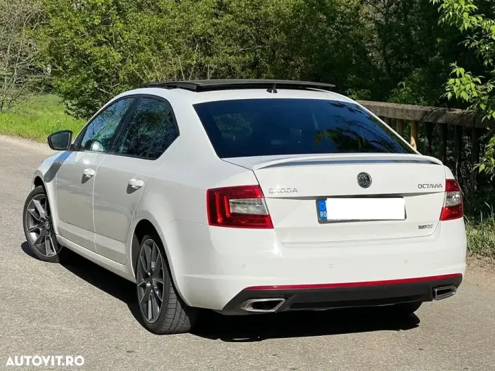 Škoda Octavia III 2.0 TDI RS DSG
