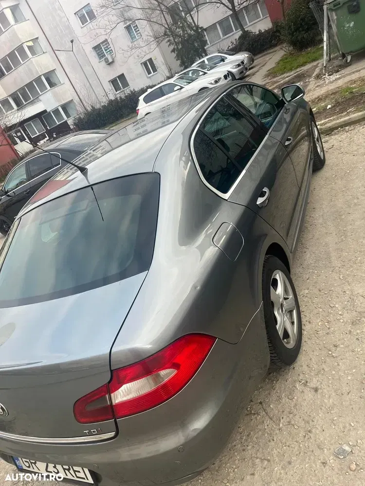 Škoda Superb II 2.0 TDI Active — imagine 6