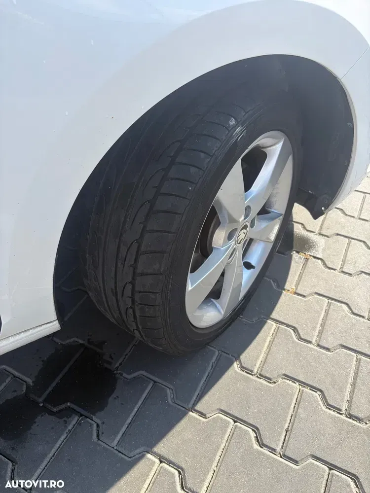 Škoda Rapid 1.2 TSI Style — imagine 3