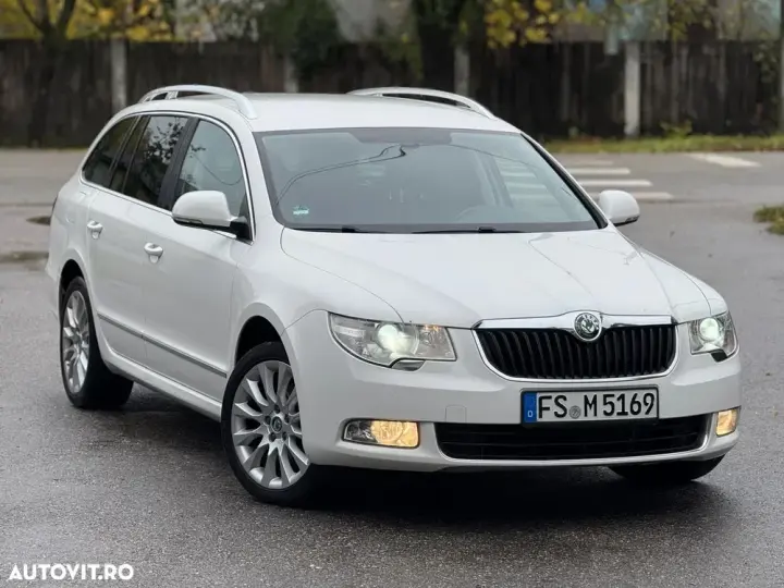 Škoda Superb II 2.0 TDI Elegance DSG