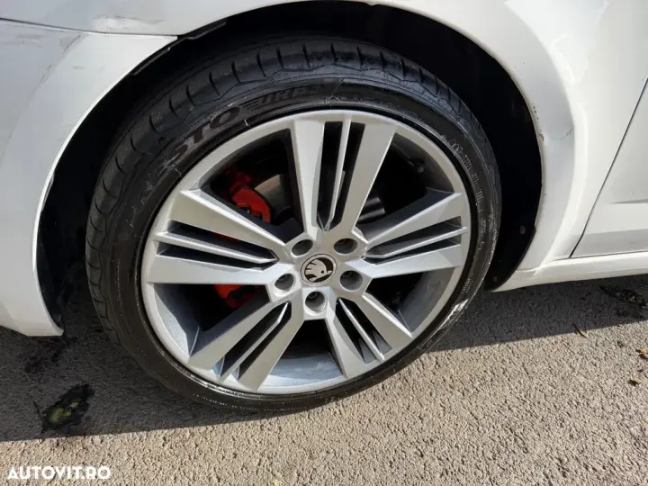 Škoda Octavia III 2.0 TDI ELEGANCE DSG