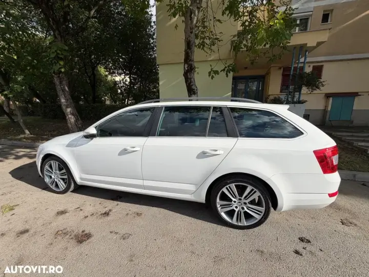 Škoda Octavia III 2.0 TDI ELEGANCE DSG