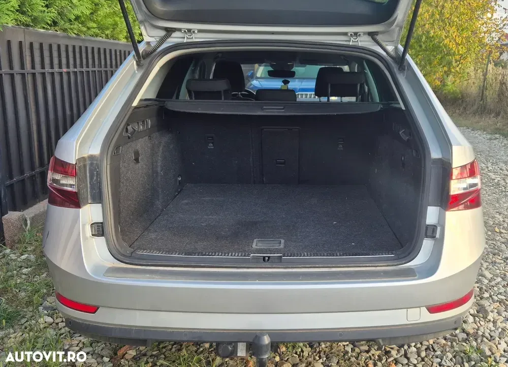 Škoda Superb III 1.6 TDI DSG Ambition — imagine 3