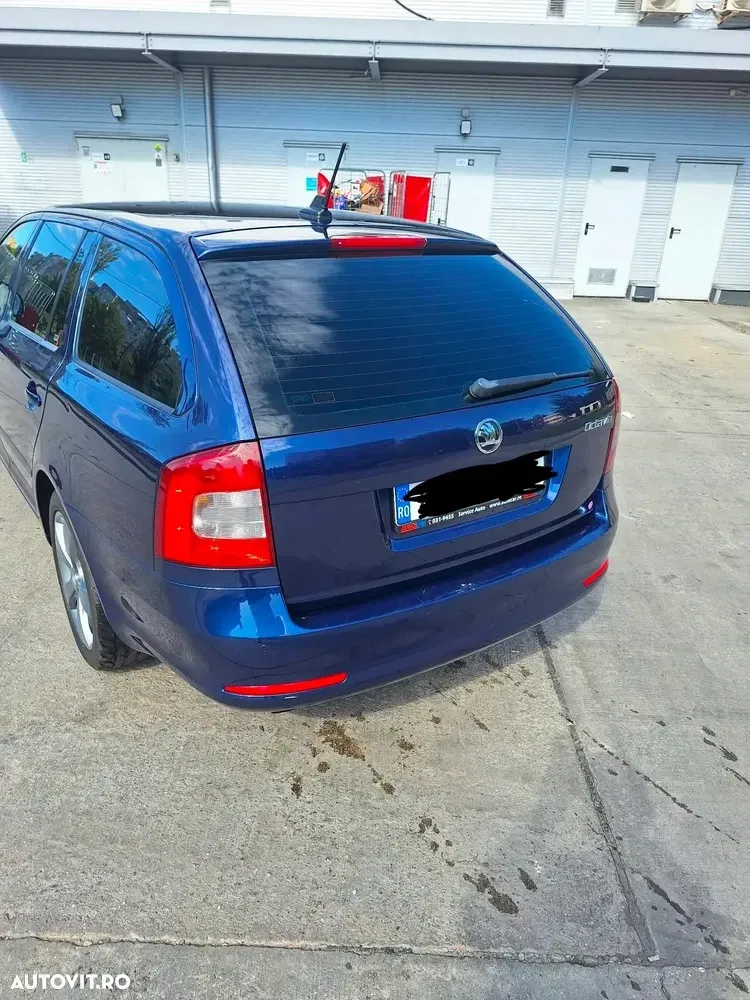 Škoda Octavia II 1.6 TDI ELEGANCE — imagine 2