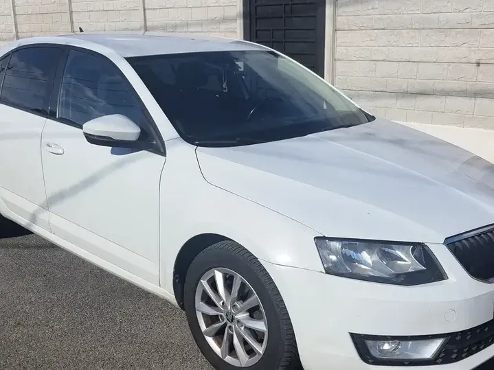 Škoda Octavia III 1.6 TDI DSG Ambition
