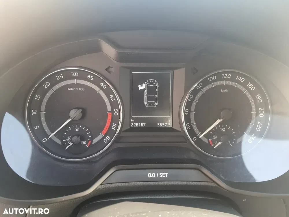 Škoda Octavia III 1.6 TDI DSG Ambition — imagine 5