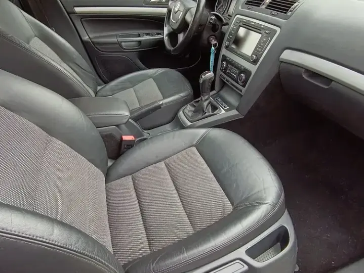Škoda Octavia II 1.2 TSI Business
