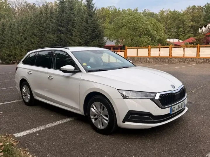 Škoda Octavia IV 2.0 TDI DSG Ambition