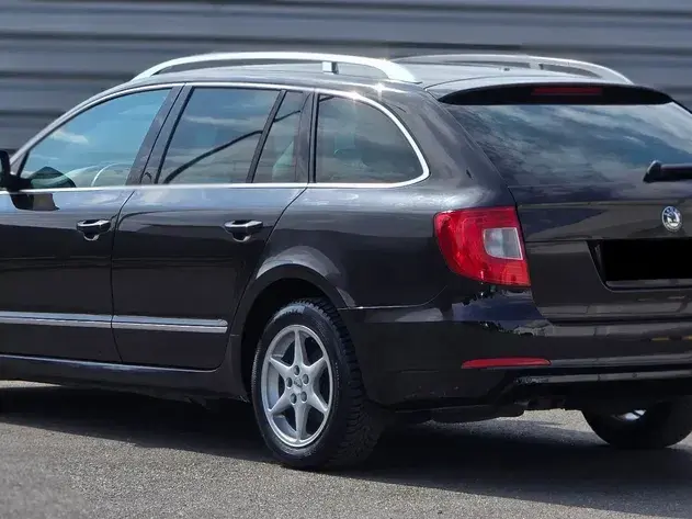 Škoda Superb II 1.6 TDI Elegance