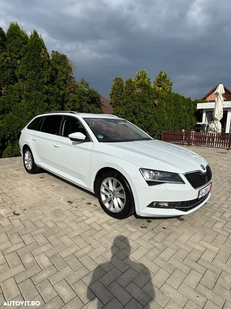 Škoda Superb III 2.0 TDI DSG Premium Edition — imagine 2