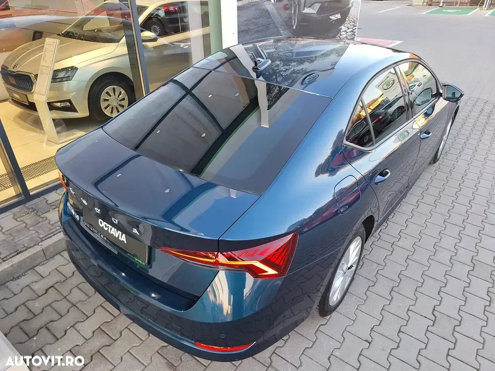 Škoda Octavia 2.0 TDI DSG Style — imagine 5