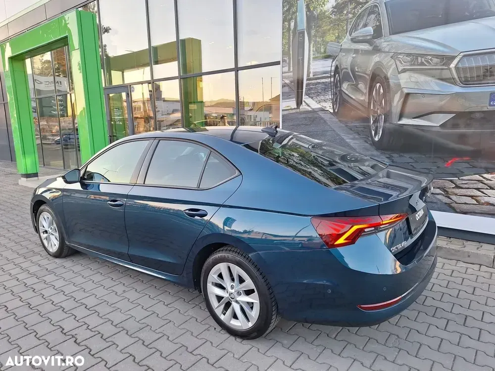 Škoda Octavia 2.0 TDI DSG Style — imagine 4