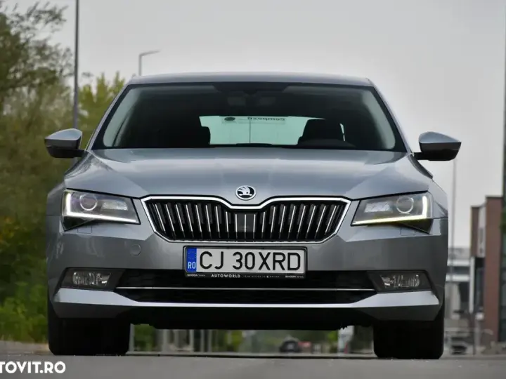 Škoda Superb 2.0 TDI Premium Edition