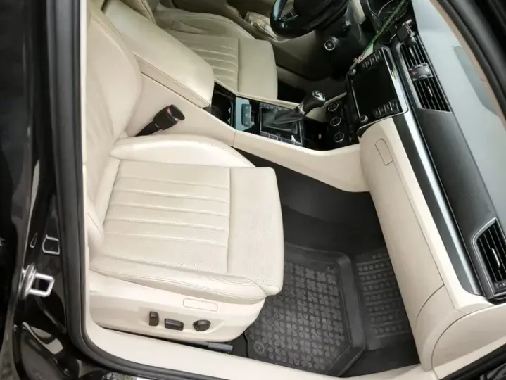 Škoda Superb III 2.0 TSI DSG 4X4 Style