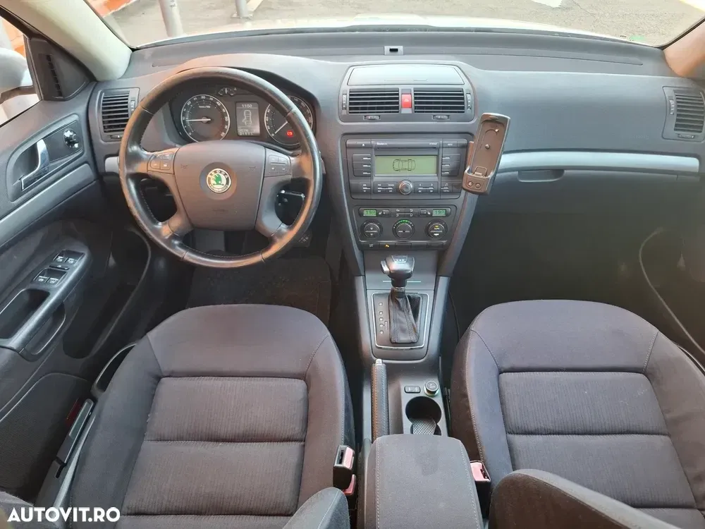 Škoda Octavia II 1.9TDI Ambiente Aut — imagine 5