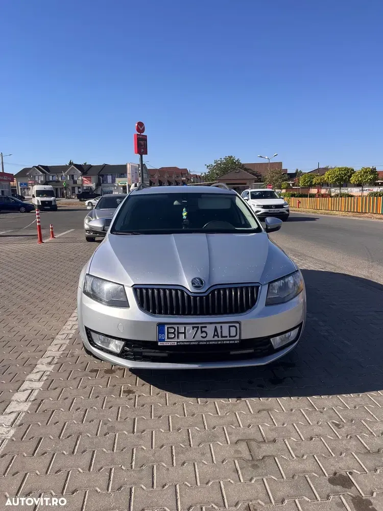 Škoda Octavia III — imagine 3