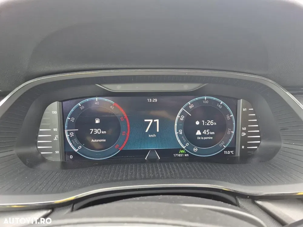 Škoda Octavia IV 2.0 TDI DSG Ambition — imagine 2