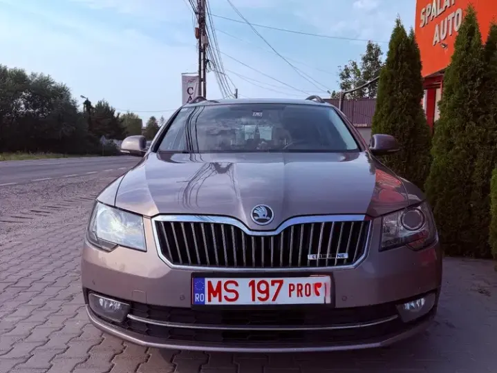 Škoda Superb III