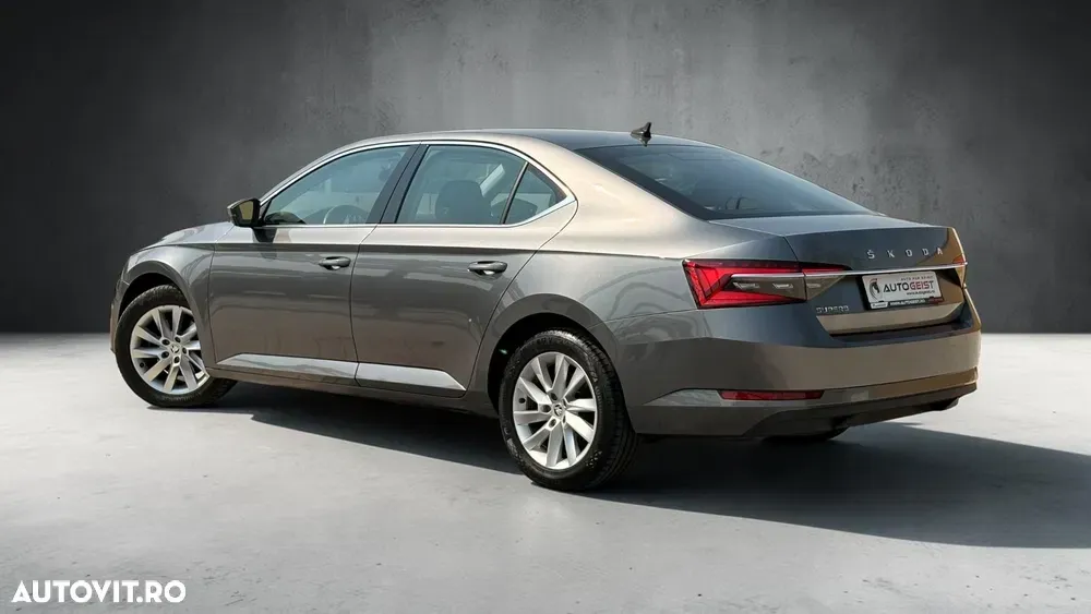 Škoda Superb III 2.0 TDI DSG Ambition — imagine 4