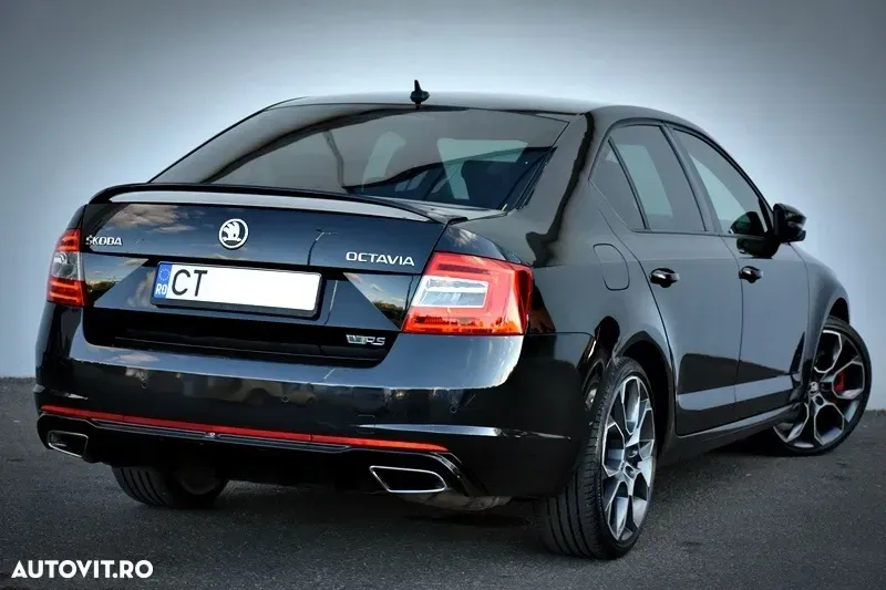 Škoda Octavia 2.0 TSI RS — imagine 6