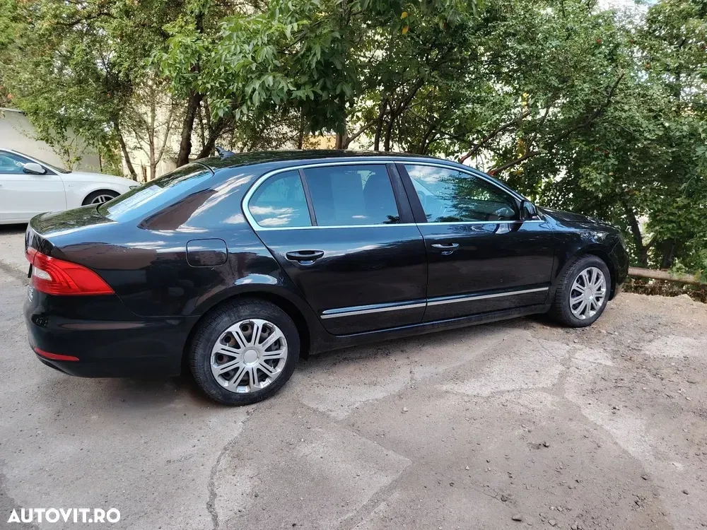 Škoda Superb II 2.0 TDI Elegance — imagine 2