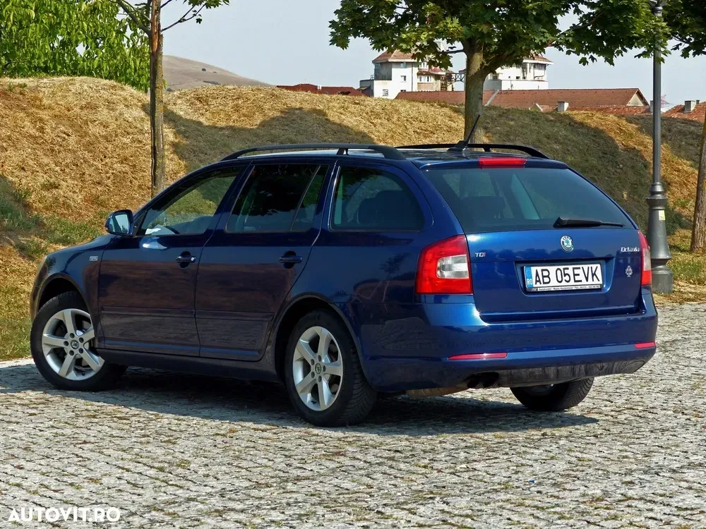 Škoda Octavia 2.0 TDI Drive DSG — imagine 5