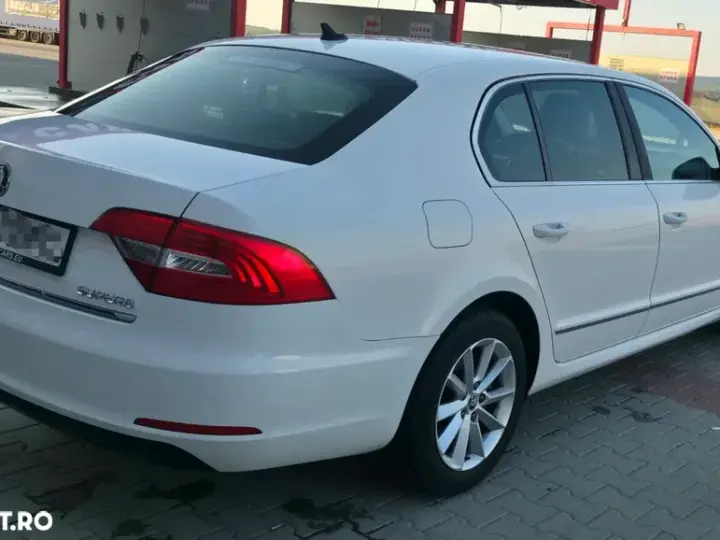 Škoda Superb 2.0 TDI Elegance DSG
