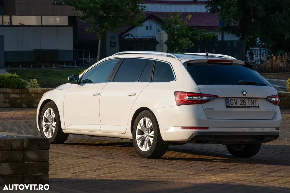 Škoda Superb III 2.0 TDI DSG Ambition — imagine 3