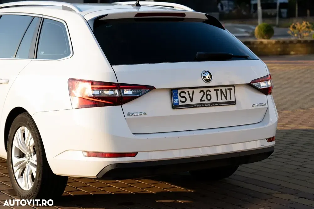 Škoda Superb III 2.0 TDI DSG Ambition — imagine 4