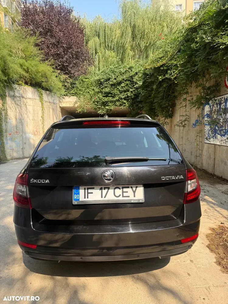 Škoda Octavia IV 1.5 TSI DSG MHEV Ambition — imagine 4