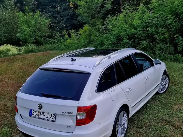 Škoda Superb II 2.0 TDI Green tec 4x4 DSG Elegance