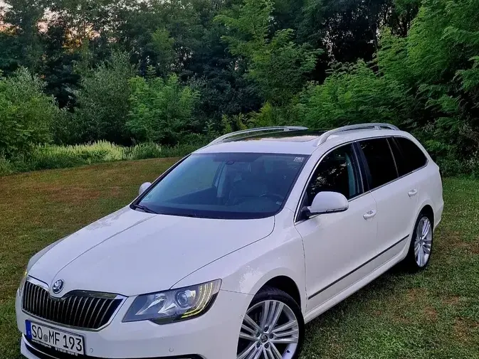 Škoda Superb II 2.0 TDI Green tec 4x4 DSG Elegance