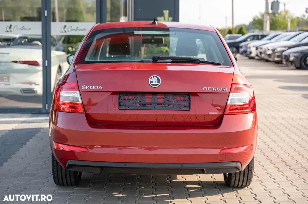 Škoda Octavia III 1.6 TDI DPF Elegance — imagine 3