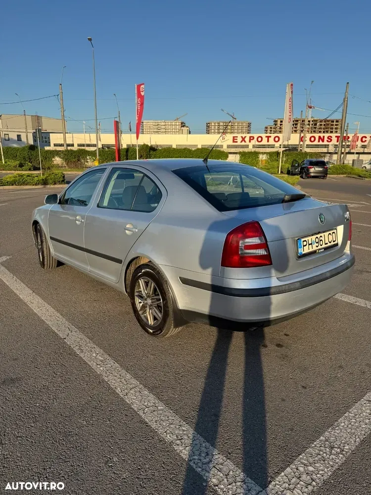 Škoda Octavia II 1.6 MPI Classic Aut. — imagine 4