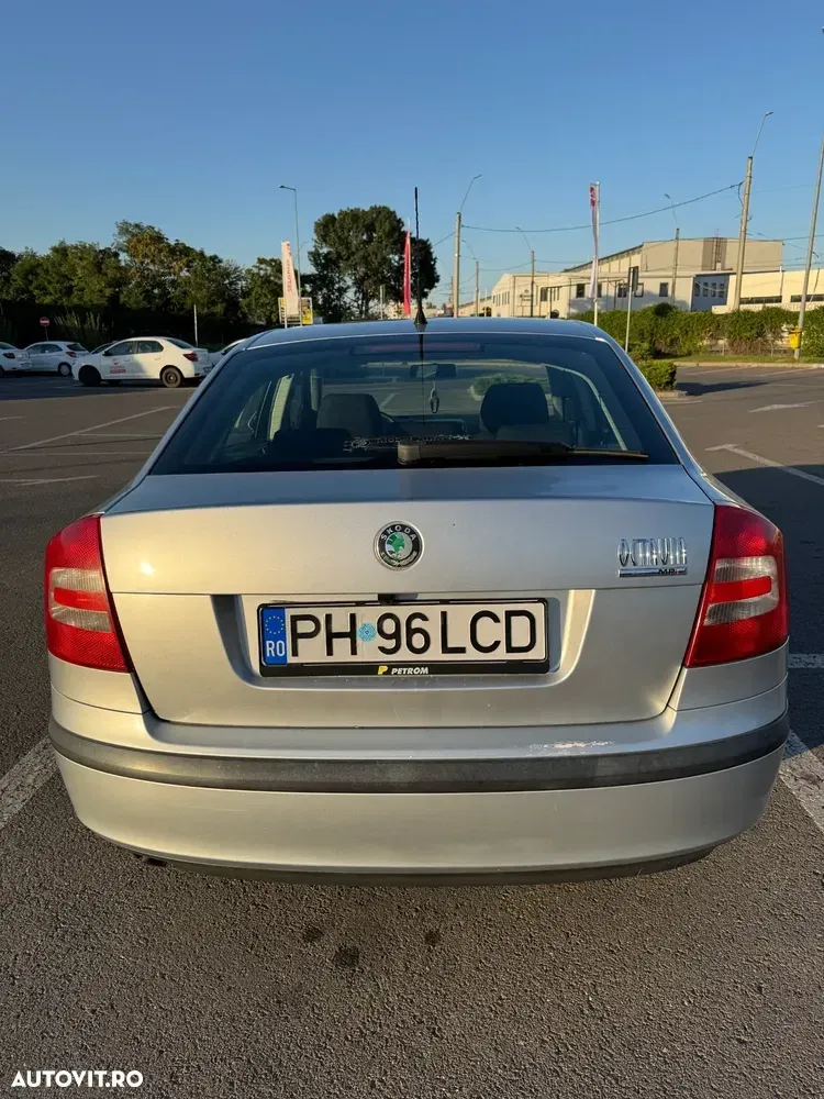 Škoda Octavia II 1.6 MPI Classic Aut. — imagine 5