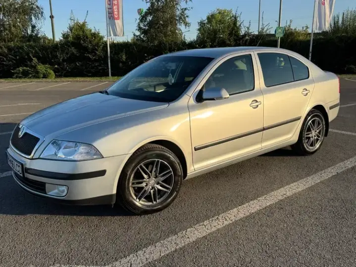 Škoda Octavia II 1.6 MPI Classic Aut.