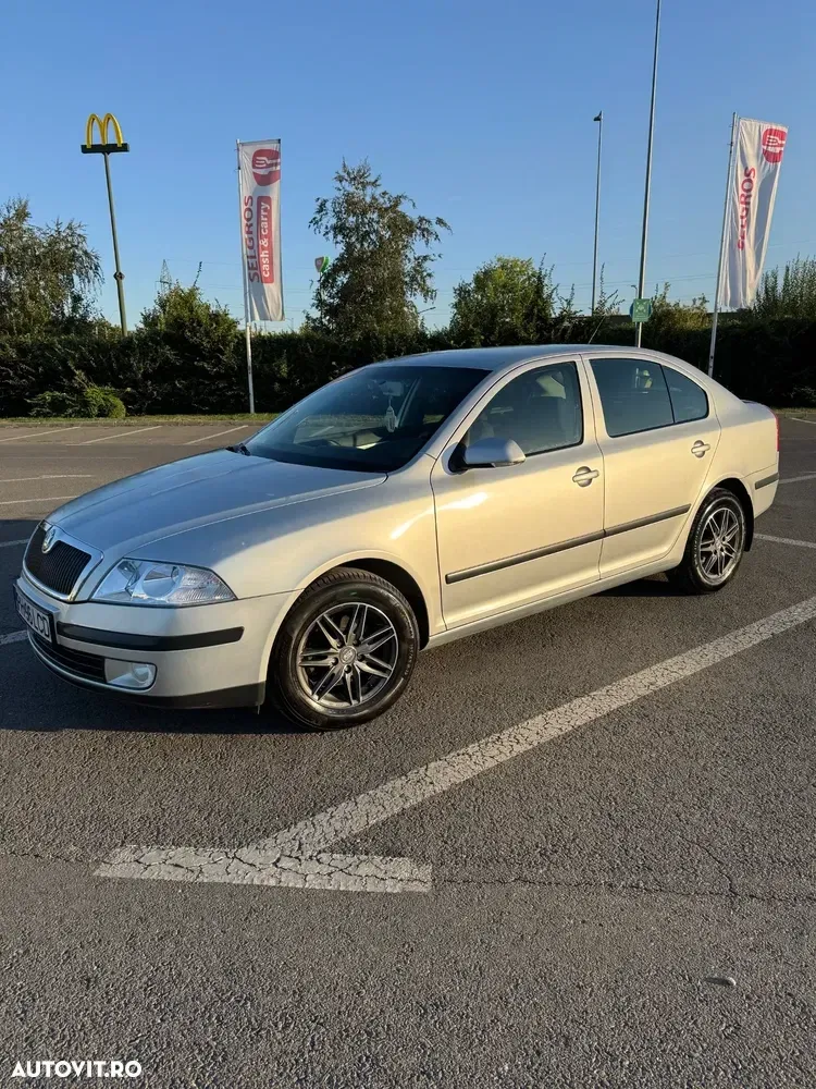 Škoda Octavia II 1.6 MPI Classic Aut. — imagine 2