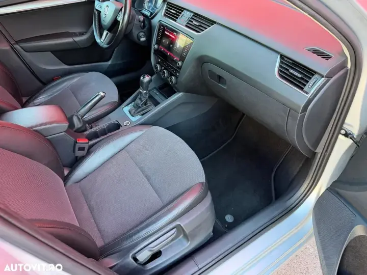 Škoda Octavia IV 2.0 TDI DSG Premium Edition
