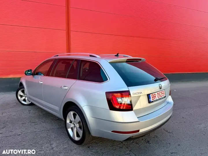 Škoda Octavia IV 2.0 TDI DSG Premium Edition