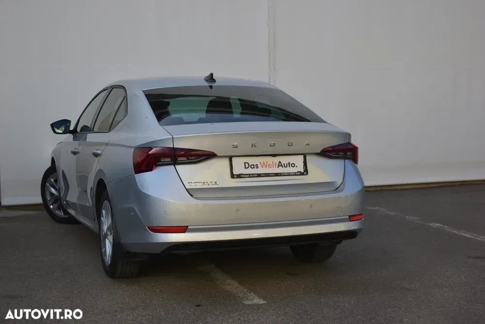 Škoda Octavia 2.0 TDI DSG Style — imagine 4