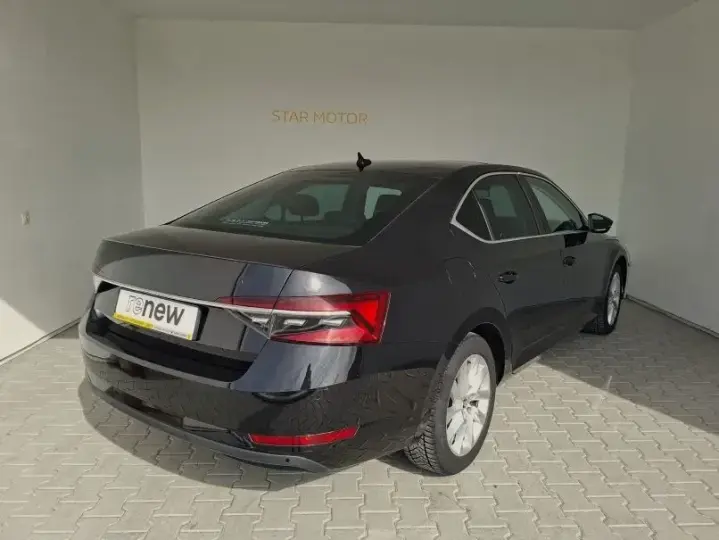 Škoda Superb III 2.0 TDI DSG Ambition