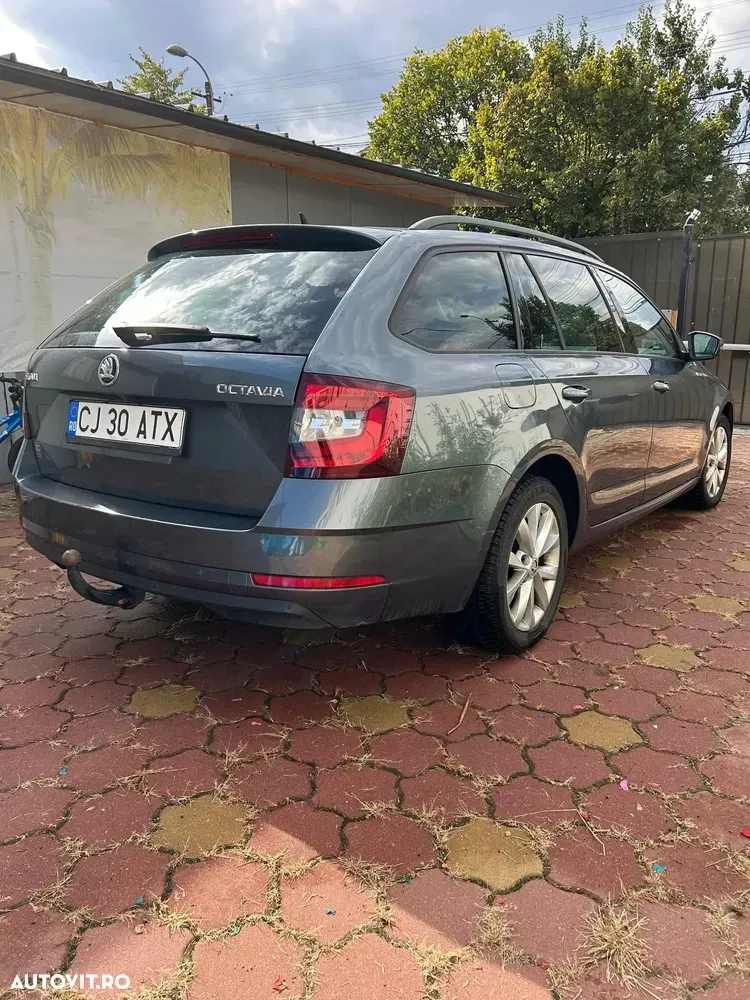 Škoda Octavia 1.6 TDI DSG Style — imagine 3
